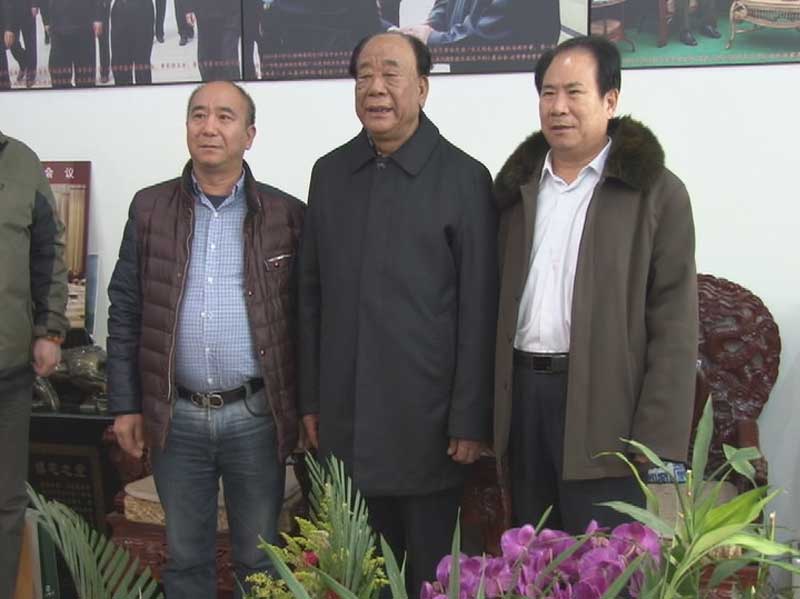 拜访潍坊经济发展促进会名誉会长王乐义