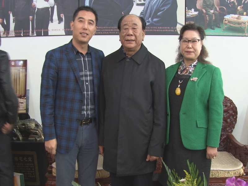 拜访潍坊经济发展促进会名誉会长王乐义